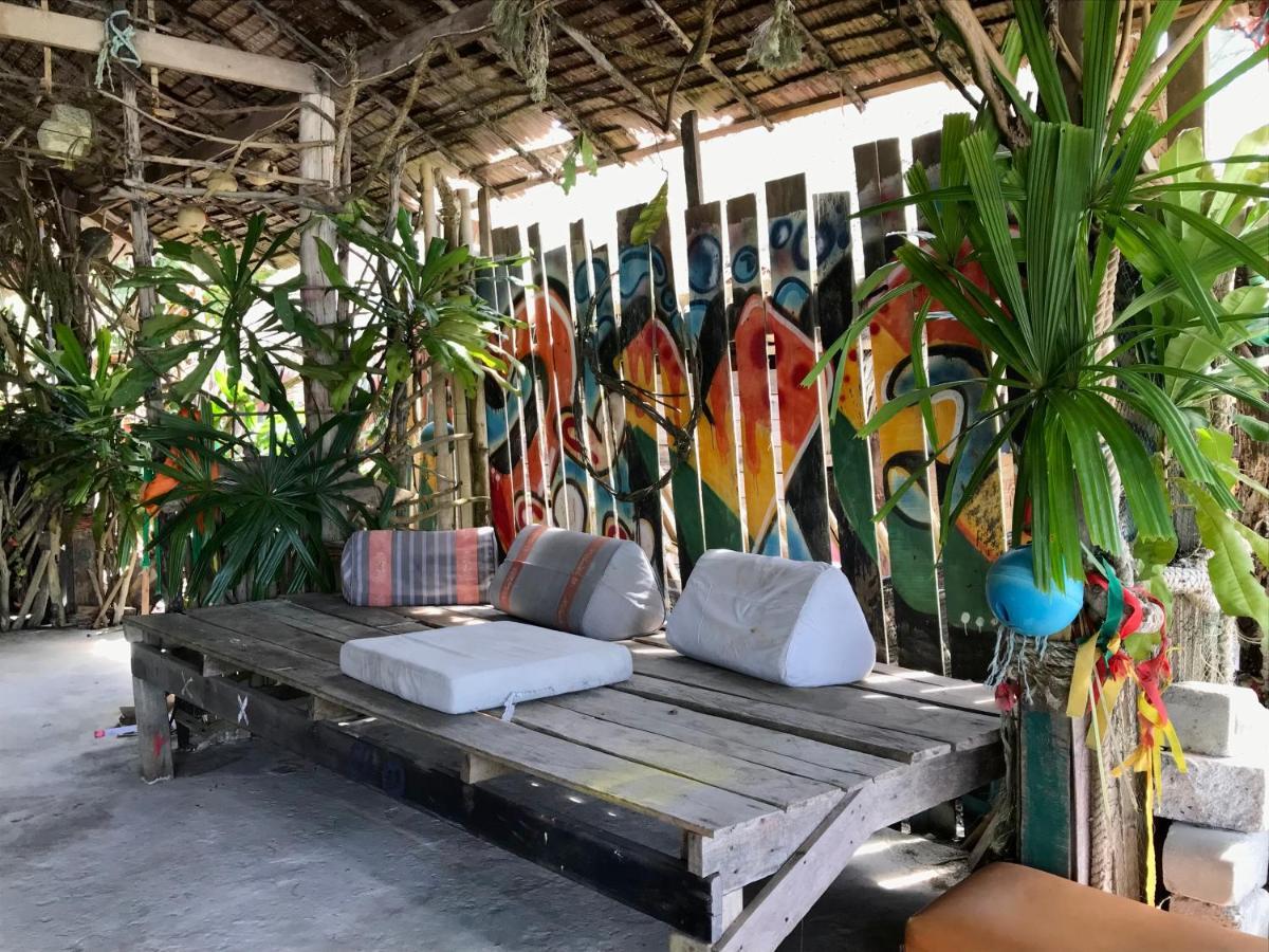 Rasta Baby Bar & Bungalows - Suitable For Young Travelers Koh Phayam Eksteriør billede