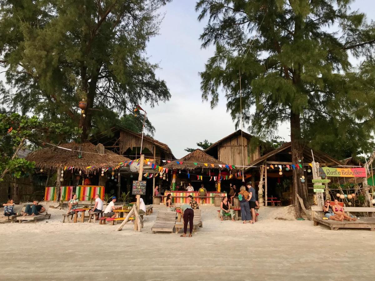 Rasta Baby Bar & Bungalows - Suitable For Young Travelers Koh Phayam Eksteriør billede