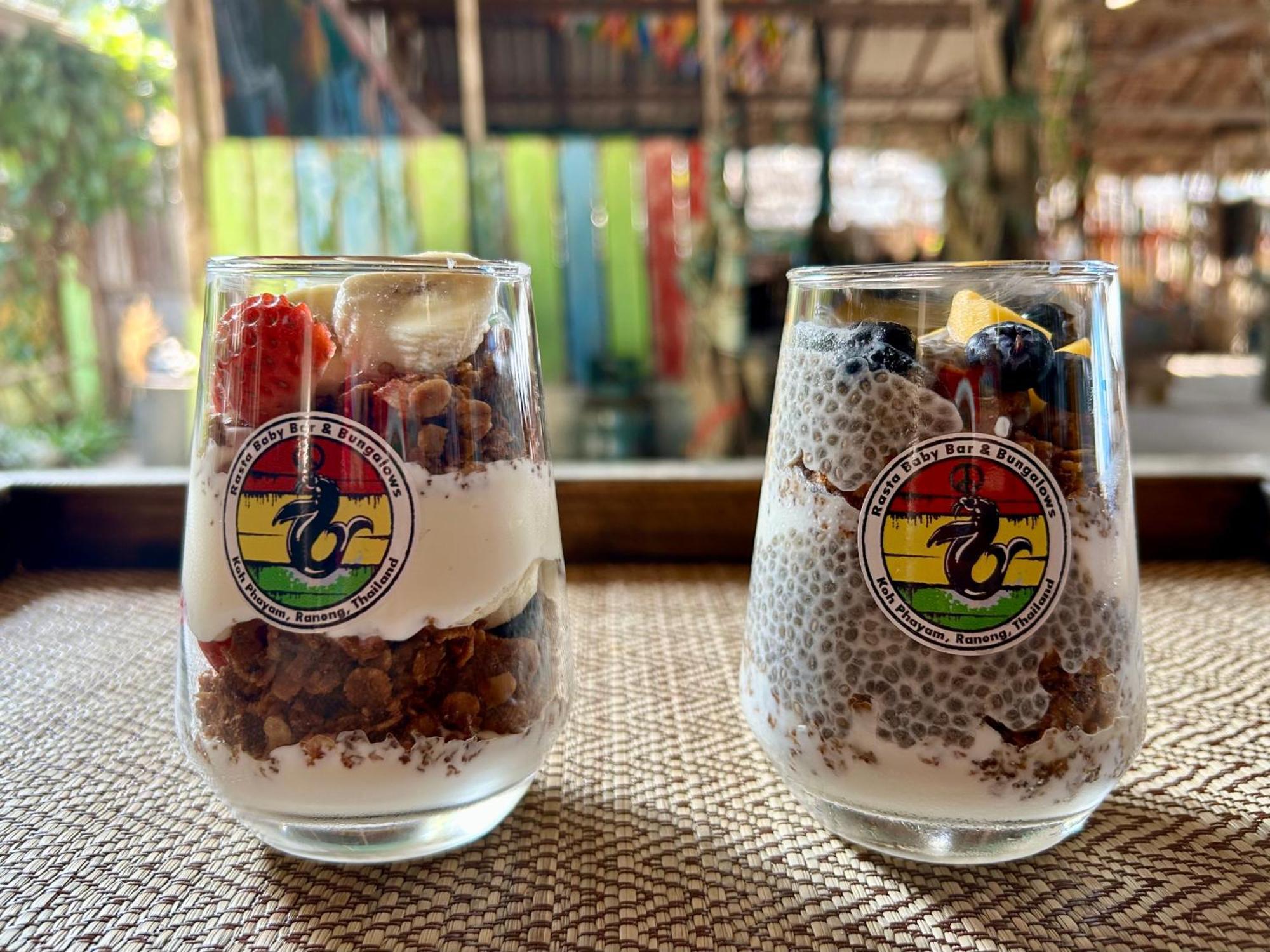 Rasta Baby Bar & Bungalows - Suitable For Young Travelers Koh Phayam Eksteriør billede